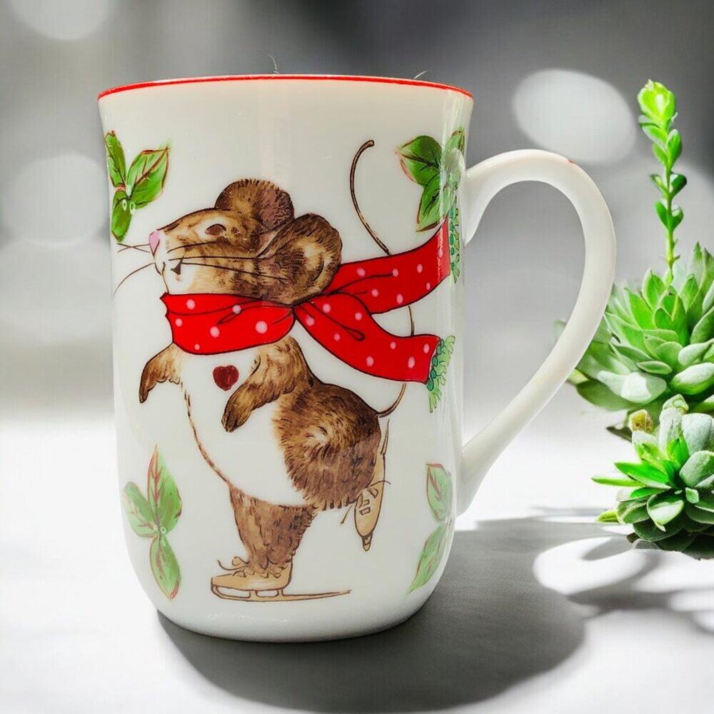 Vintage 1988 OTAGIRI Japan Mug Signed by Artist Christmas Ice Skating Mouse 8 oz